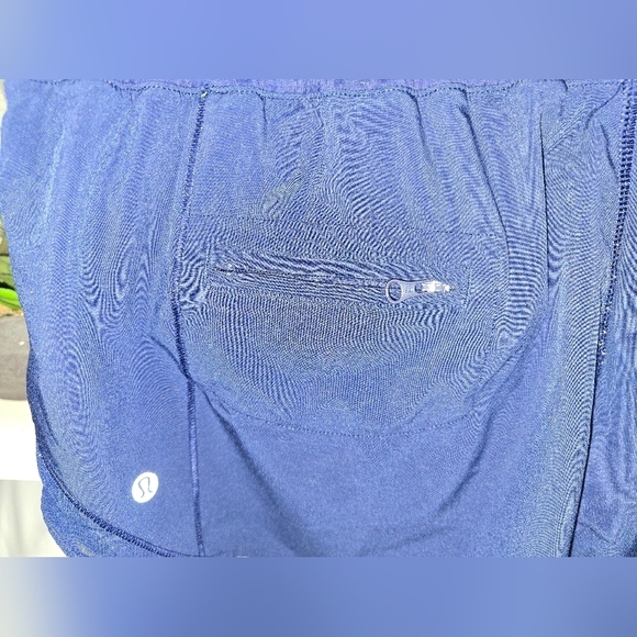 Lululemon Hotty Hot Low-Rise Lined Short 2.5, Blue Size 12 - Picture 5 of 7